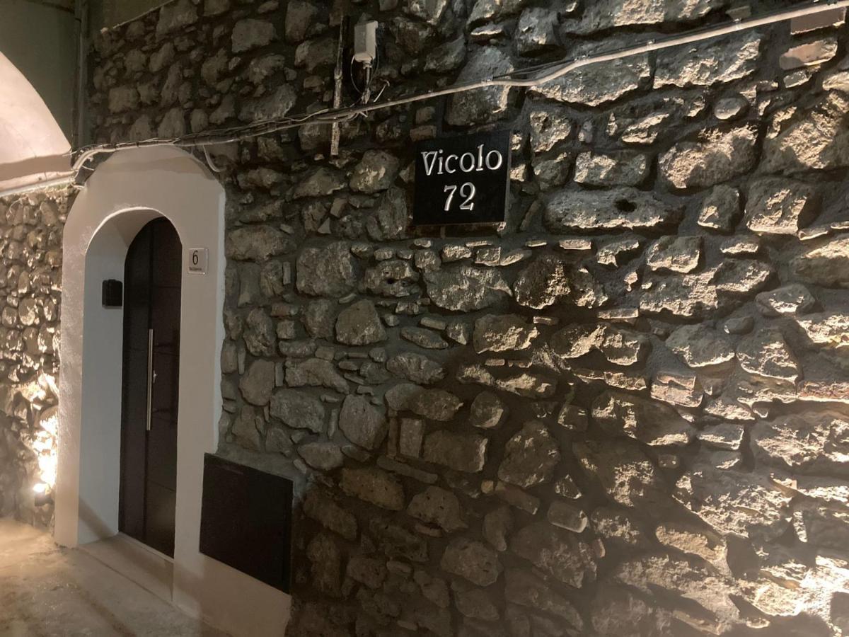 Готель Vicolo72 Calitri Екстер'єр фото