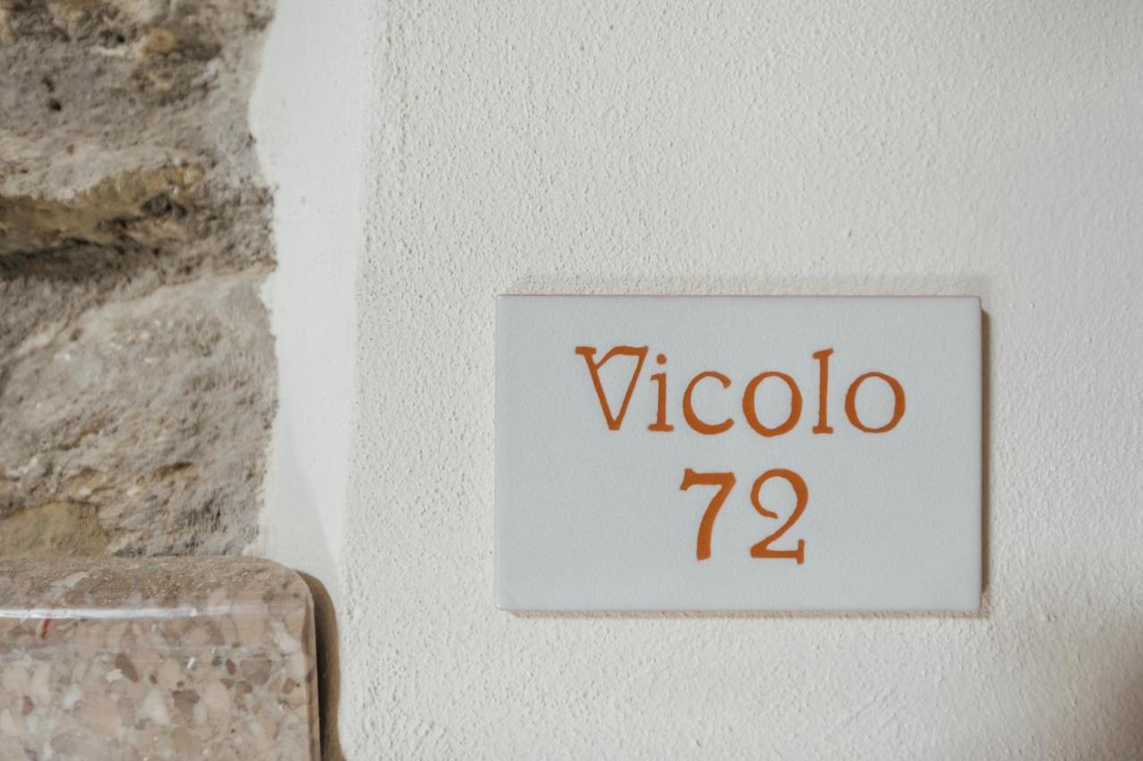 Готель Vicolo72 Calitri Екстер'єр фото